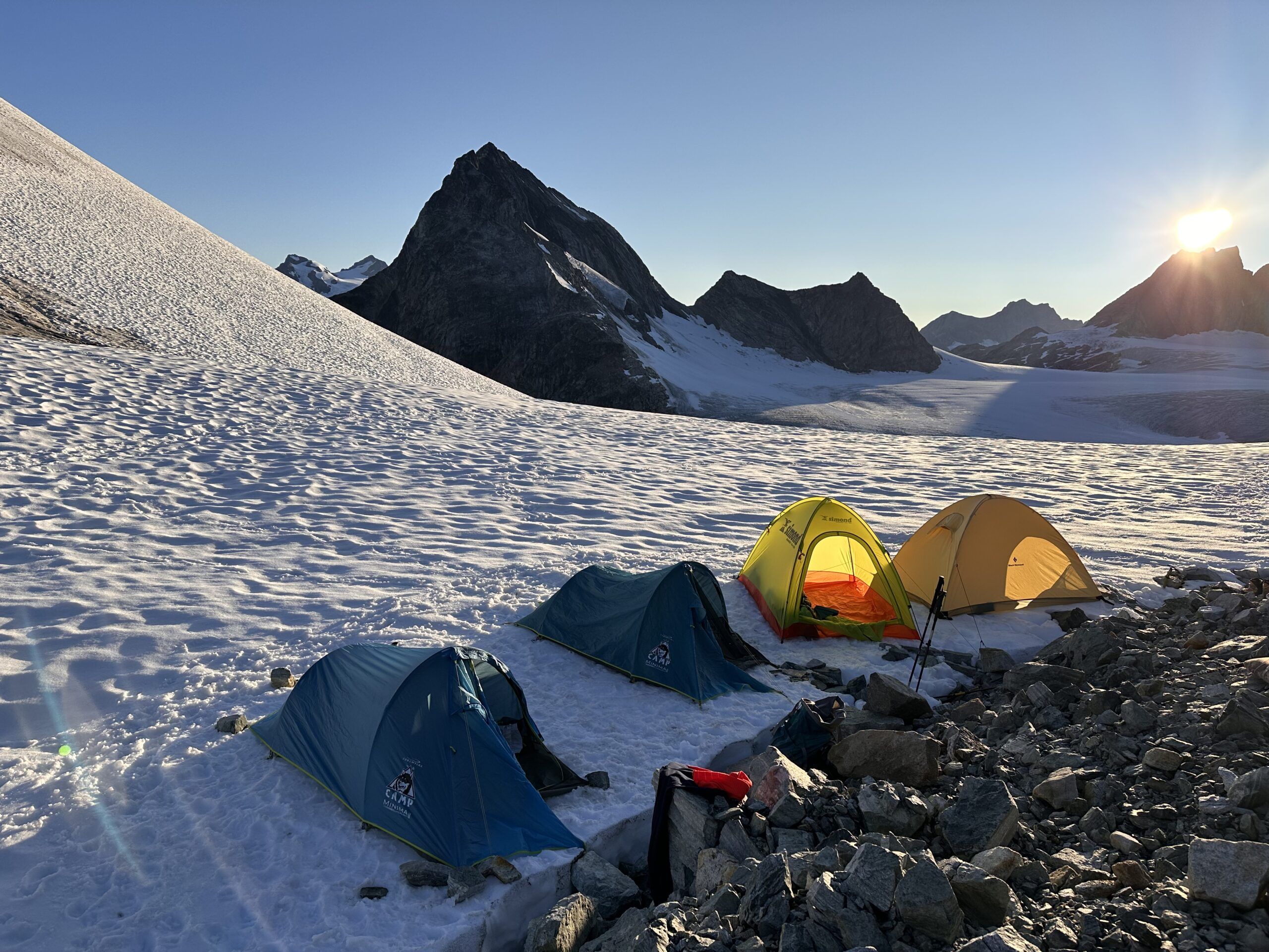 Producción audiovisual documental alpinismo Groenlandia — MediaPS Valencia